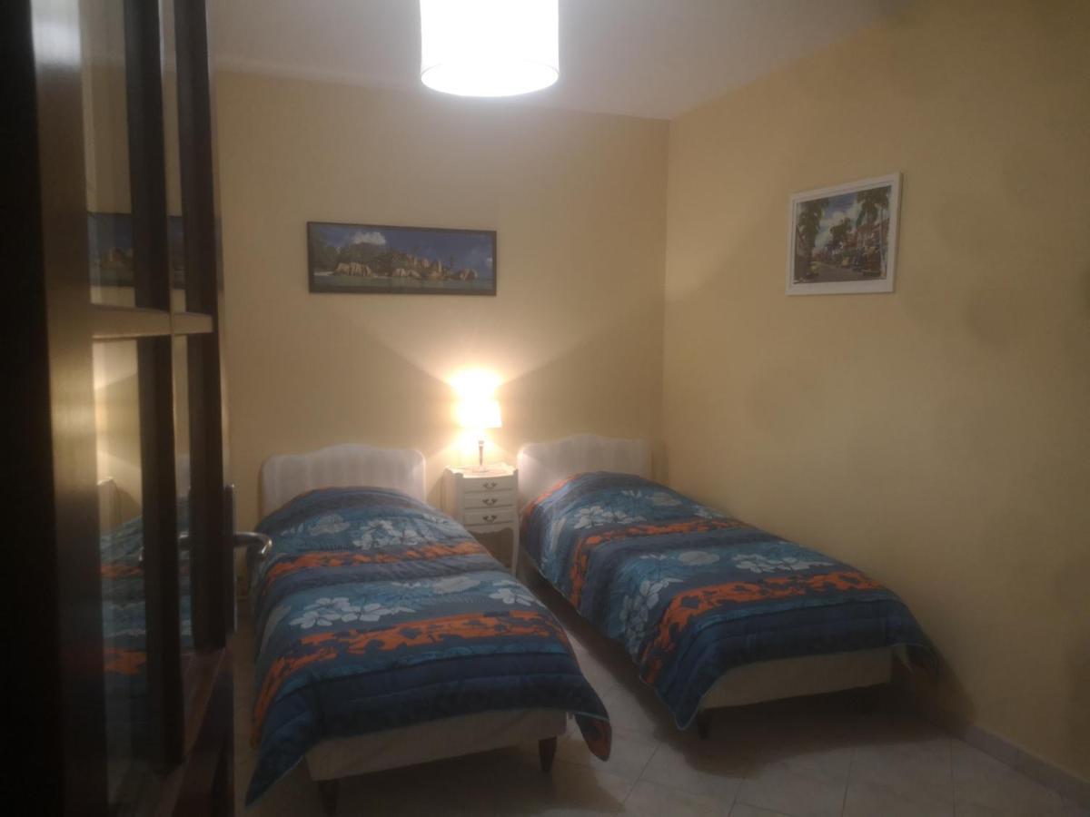 Boitron Les Gites Haras Del Paradiso מראה חיצוני תמונה